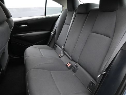 Used 2021 Toyota Corolla LE w/ Carpet Mat Package (TMS) FWD image 30