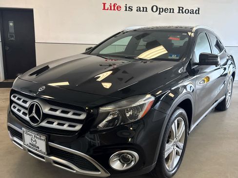 Used 2018 Mercedes-Benz GLA 250 4MATIC image 1