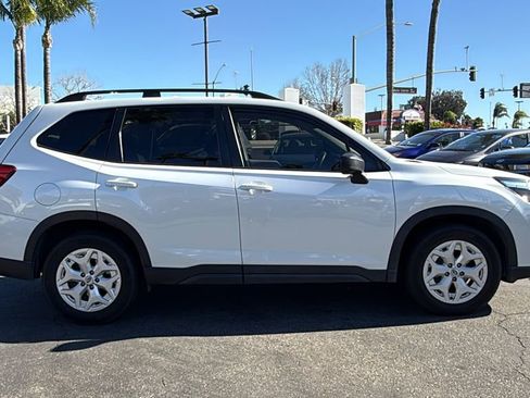 Used 2021 Subaru Forester image 2