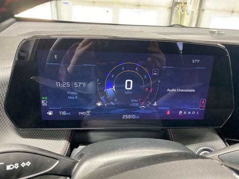 Used 2025 Chevrolet Equinox RS w/ Safety and Technology Package AWD/4WD image 8