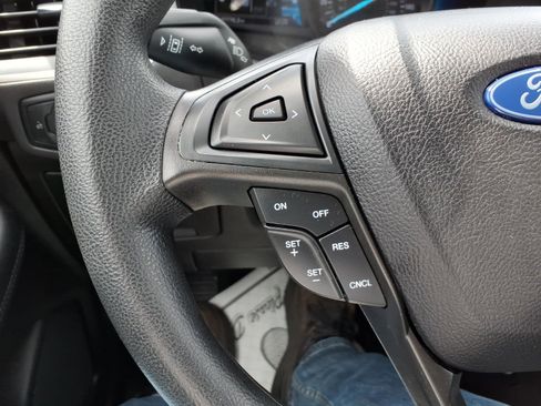 Used 2022 Ford Edge SE w/ Black Appearance Package AWD/4WD image 18