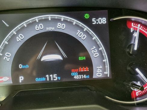 Used 2024 Toyota RAV4 XLE FWD image 19
