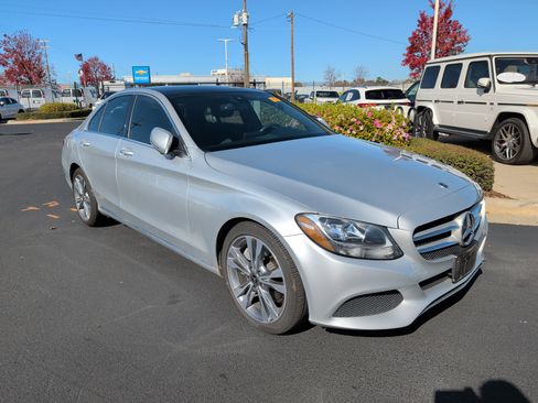 Certified 2018 Mercedes-Benz C 300 Sedan image 2