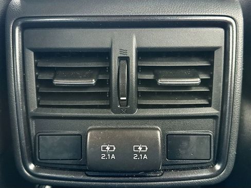 Used 2024 Subaru Forester Sport image 32