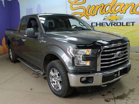 Used 2015 Ford F150 XLT w/ Equipment Group 302A Luxury image 4