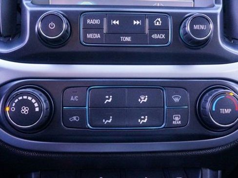 Used 2018 Chevrolet Colorado LT w/ LT Convenience Package image 18