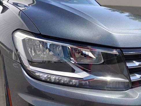 Used 2021 Volkswagen Tiguan S image 6