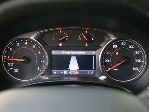 Used 2024 GMC Terrain SLT image 20