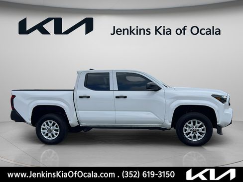 Used 2025 Toyota Tacoma SR RWD image 2