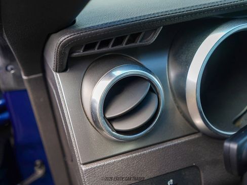 Used 2009 Ford Mustang Shelby GT500 RWD image 46