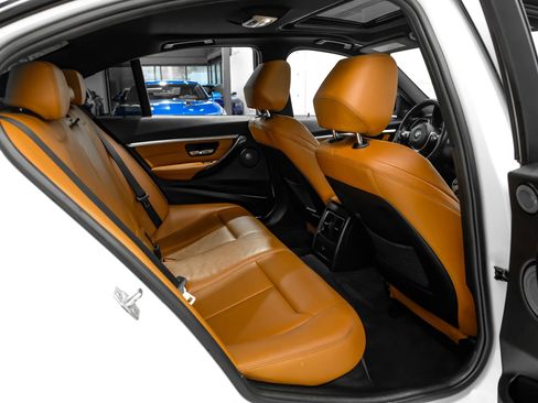 Used 2017 BMW 340i Sedan RWD image 36