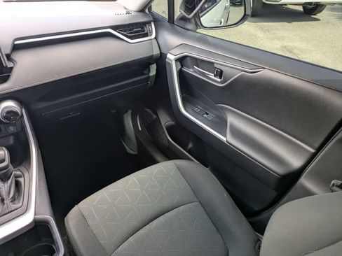 Used 2023 Toyota RAV4 XLE w/ Convenience Package FWD image 19