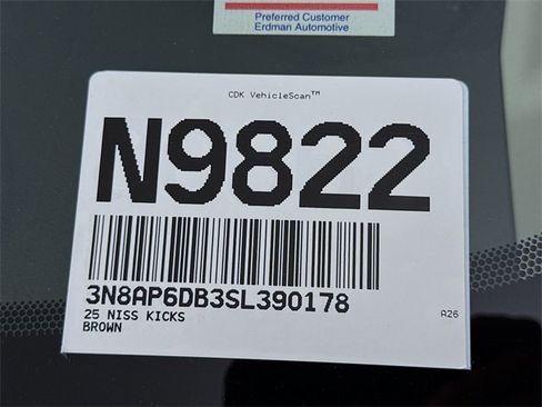 Certified 2025 Nissan Kicks SR image 29