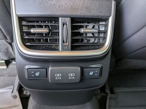 Used 2022 Subaru Outback Limited image 11