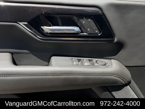 New 2026 GMC Yukon Elevation w/ Elevation Premium Package AWD/4WD image 21