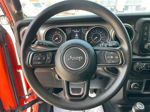 Used 2018 Jeep Wrangler Unlimited Sport AWD/4WD image 25