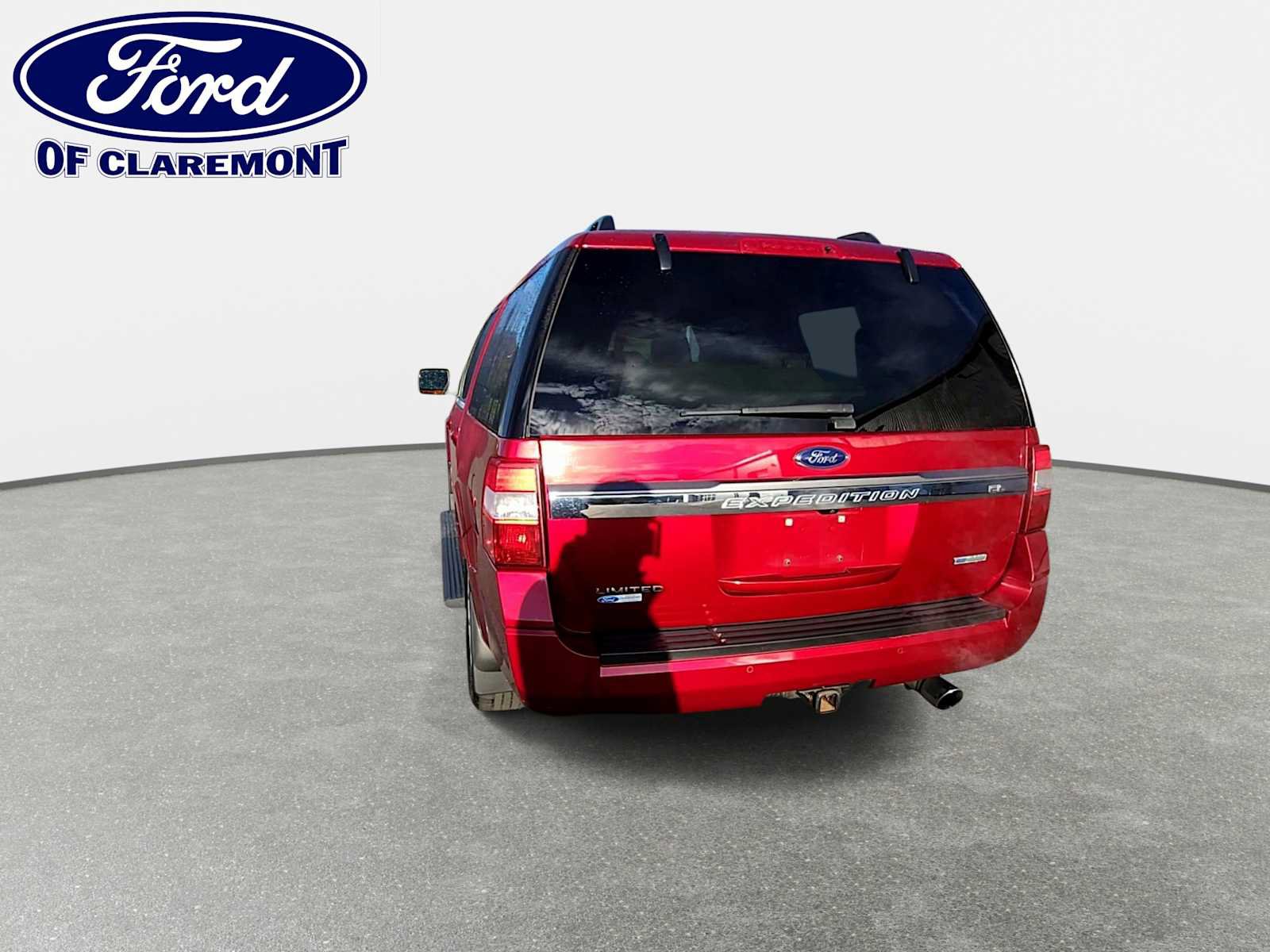 Used 2017 Ford Expedition EL Limited w/ Equipment Group 301A AWD/4WD image 6
