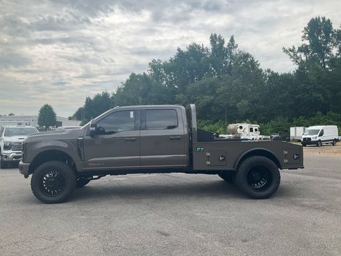 New 2026 Ford F350 King Ranch w/ Chrome Package AWD/4WD image 8