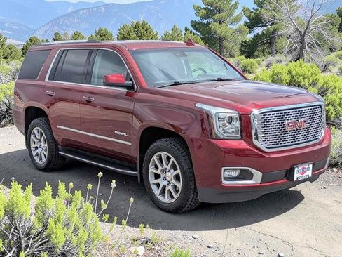 Used 2017 GMC Yukon Denali AWD/4WD image 8