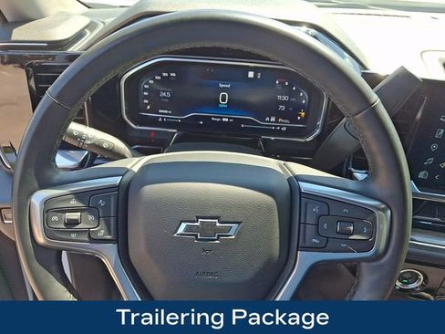 Used 2023 Chevrolet Silverado 1500 RST AWD/4WD image 4