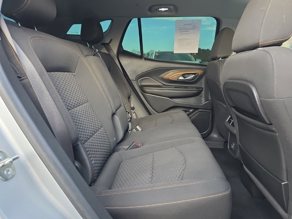 Used 2021 GMC Terrain SLE w/ Elevation Edition AWD/4WD image 17