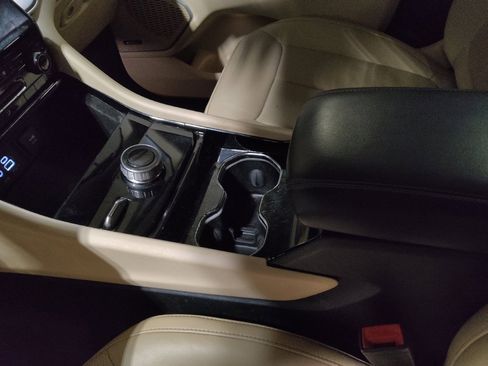 Used 2021 Jeep Grand Cherokee L Limited w/ Luxury Tech Group II AWD/4WD image 26