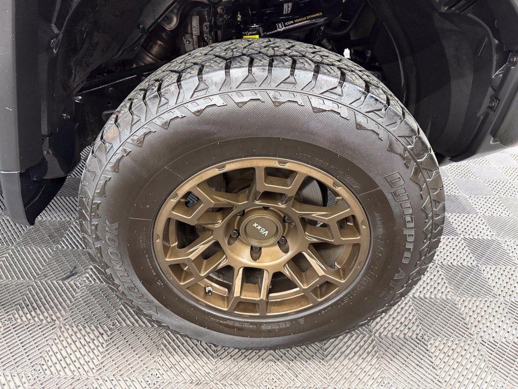 Used 2014 Toyota FJ Cruiser 4WD w/ Upgrade Package image 18