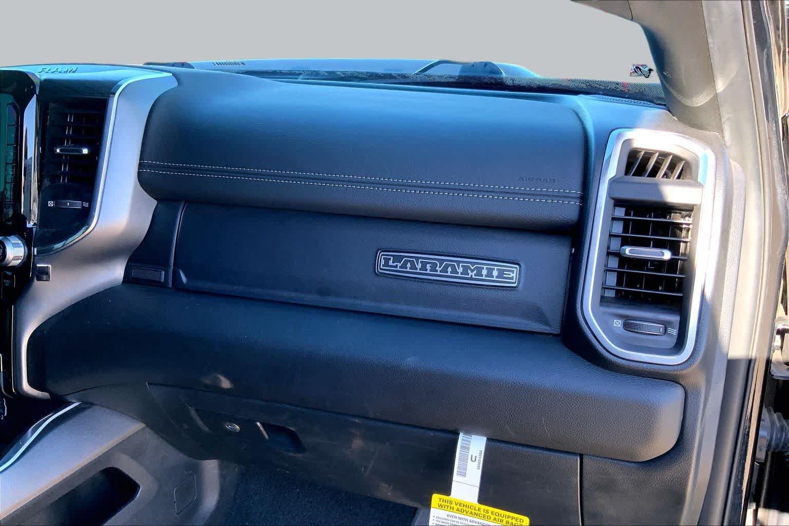 Used 2024 RAM 2500 Laramie w/ Night Edition AWD/4WD image 17