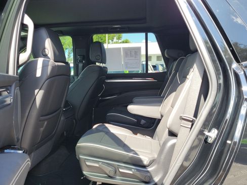 Used 2025 Cadillac Escalade Sport w/ Touring Package AWD/4WD image 13