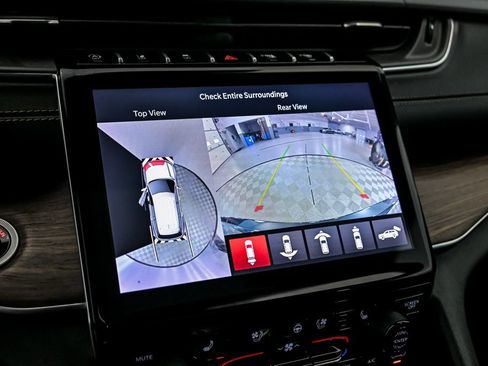 Used 2023 Jeep Grand Cherokee Summit w/ Luxury Tech Group V AWD/4WD image 24
