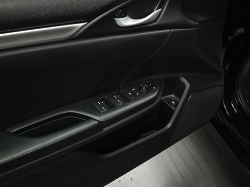 Used 2020 Honda Civic Sport image 7