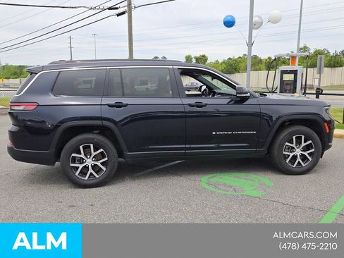 Used 2025 Jeep Grand Cherokee L Limited w/ Trailer Tow Package AWD/4WD image 14