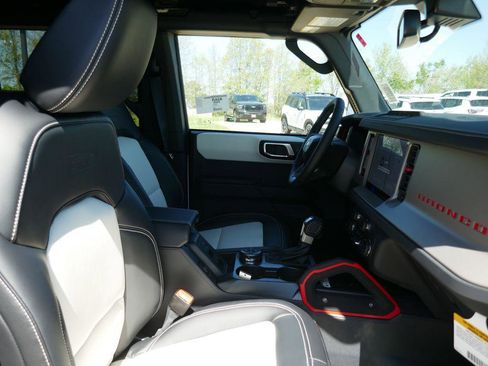 New 2026 Ford Bronco Outer Banks AWD/4WD image 10