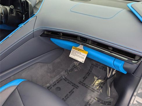 Used 2024 Chevrolet Corvette Stingray Premium Cpe w/ Z51 Performance Package image 12