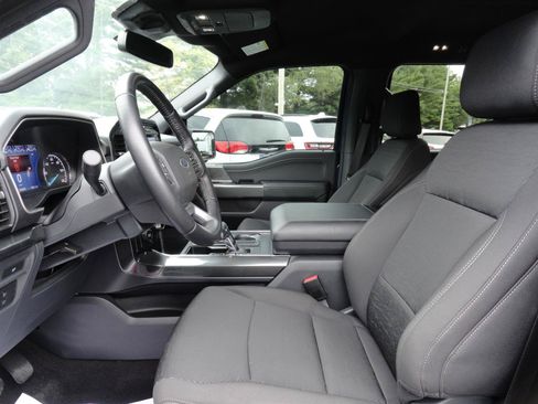 Used 2022 Ford F150 XLT w/ Equipment Group 302A High AWD/4WD image 13
