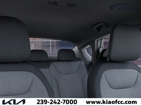 New 2025 Kia K4 LXS image 27
