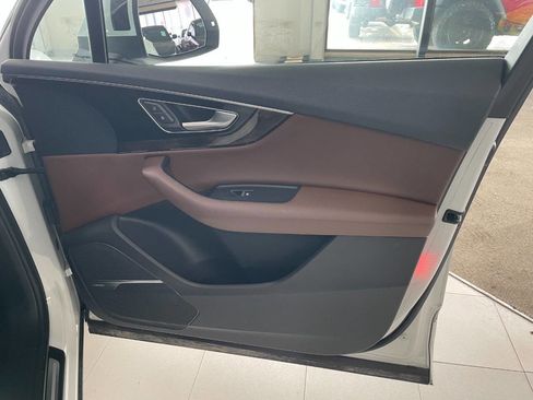 Used 2017 Audi Q7 3.0T Premium Plus image 33