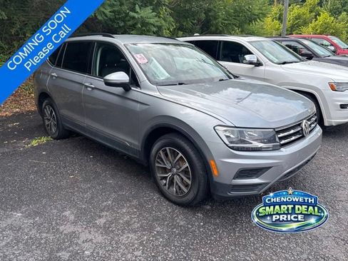 Used 2020 Volkswagen Tiguan SE R-Line AWD/4WD image 4