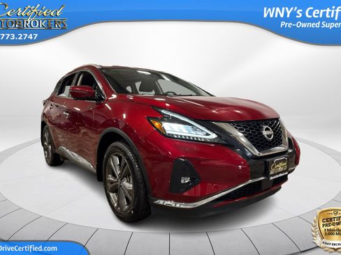 Used 2023 Nissan Murano Platinum image 3