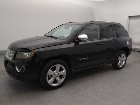 Used 2014 Jeep Compass Limited w/ Sun/Sound Group image 2