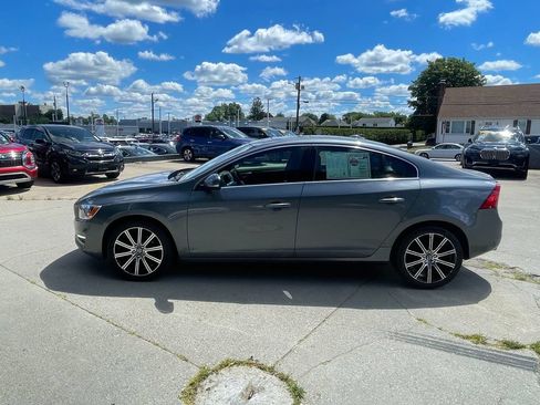 Used 2018 Volvo S60 T5 Inscription AWD/4WD image 9