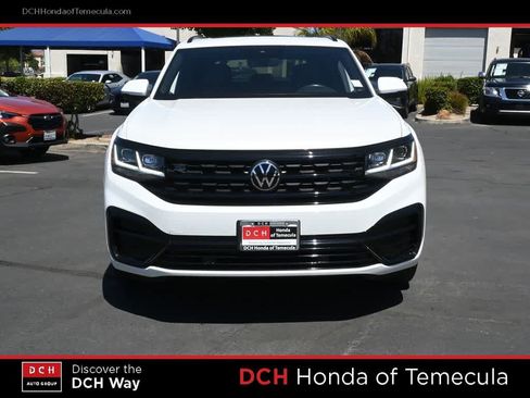 Used 2023 Volkswagen Atlas Cross Sport SEL R-Line AWD/4WD image 2