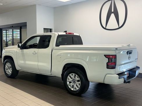 Used 2023 Nissan Frontier SV w/ SV Convenience Package AWD/4WD image 4