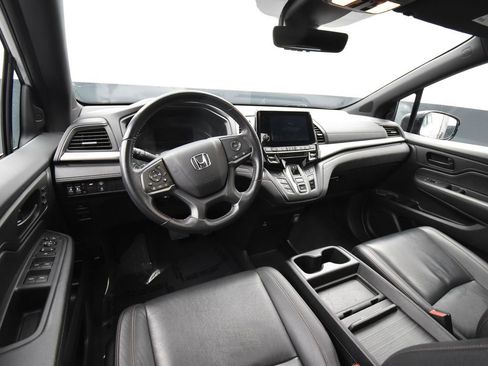 Used 2023 Honda Odyssey Sport image 10