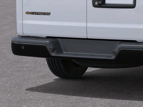 New 2026 Chevrolet Express 2500 w/ Driver Convenience Package RWD image 21