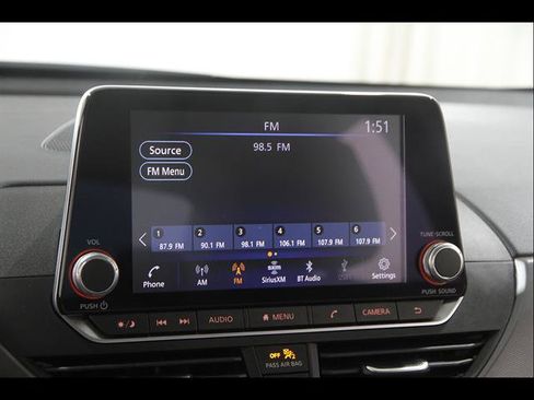 Used 2024 Nissan Altima 2.5 SR AWD/4WD image 10