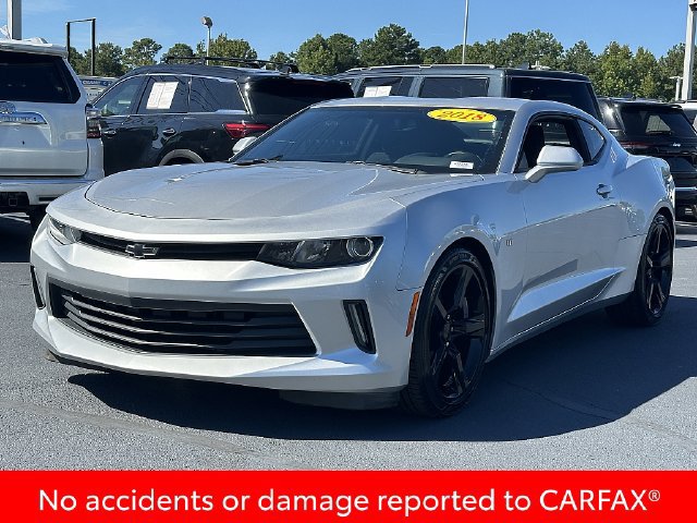 Used 2018 Chevrolet Camaro LT RWD image 3