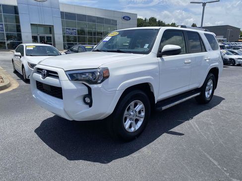 Used 2023 Toyota 4Runner SR5 RWD image 3