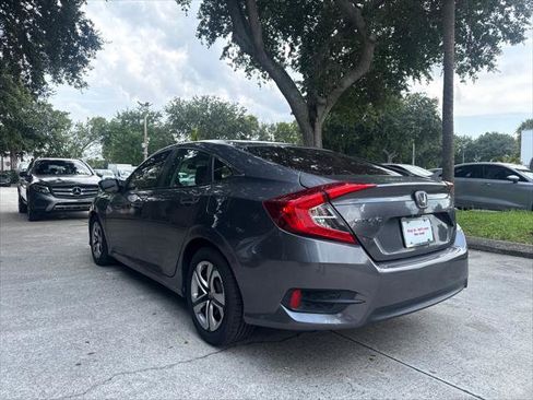 Used 2018 Honda Civic LX image 9
