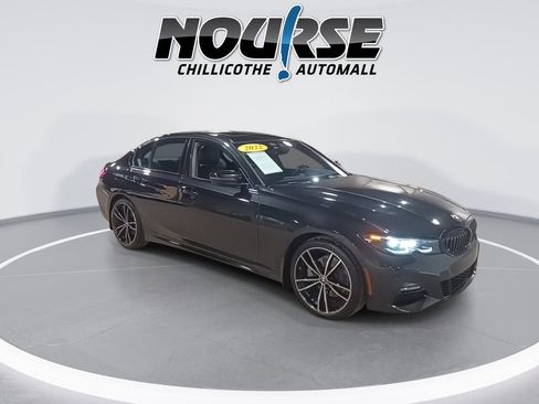 Used 2022 BMW 330i xDrive 330i xDrive w/ M Sport Package image 2